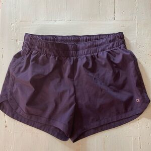 Gap fit athletic shorts size medium